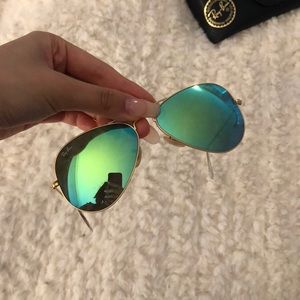 Ray ban green mirror aviator sunglasses
